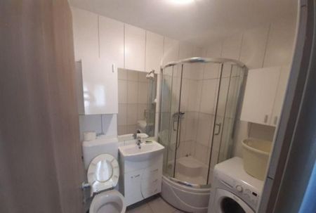 Piata sudului decomandat parter - Fotografie 4