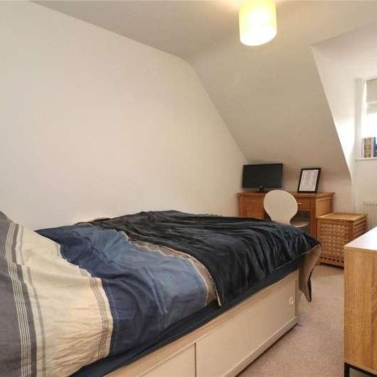 Woking, Surrey, GU22 - Photo 1