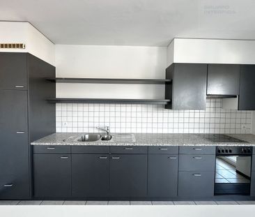 BALERNA - SPACIOUS 3-ROOM APARTMENT - Photo 3