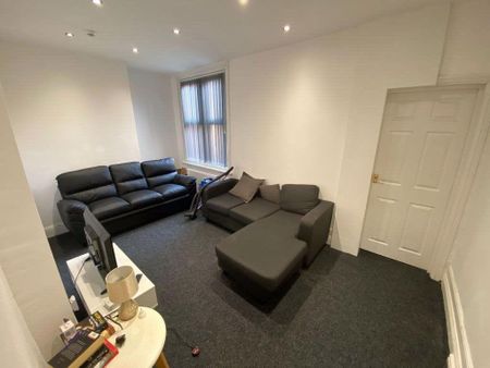 5 bedroom house to rent - Photo 3