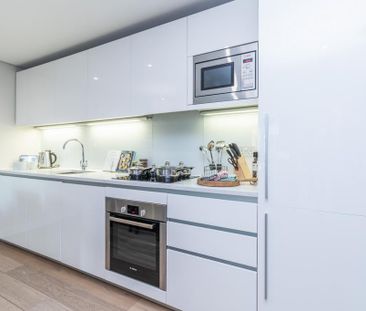 4 bedroom apartment to rent - Photo 4