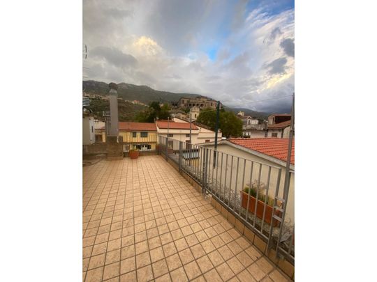 Appartamento in affitto a Lauro - Photo 1