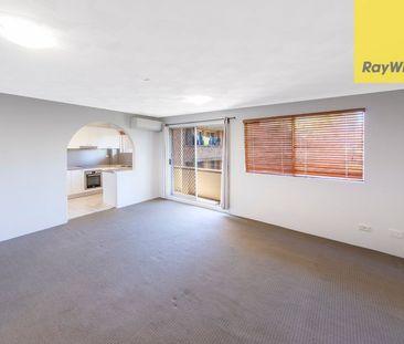 Adorable two bedroom apartment - Photo 1