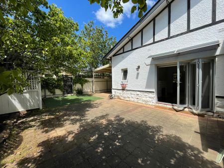 Character Home in the Heart of Prospect&excl; - Photo 4