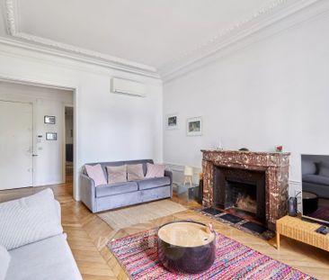 Tout savoir sur cet appartement dans le quartier Porte Dauphine, à ... - Photo 1