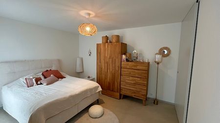 2½ Zimmer-Wohnung in Kloten (ZH), möbliert, auf Zeit - Photo 2