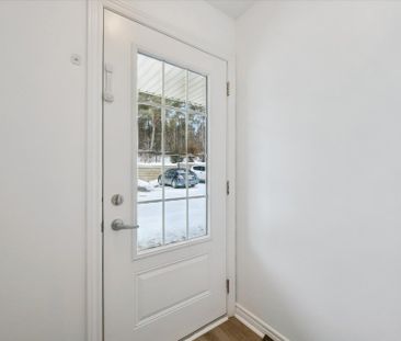 For Lease - 5 Cityview Drive Unit# 103, Guelph, Ontario - Photo 3