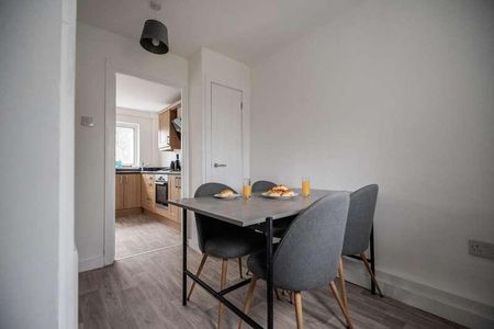 Rievaulx Avenue, Billingham, TS23 - Photo 4