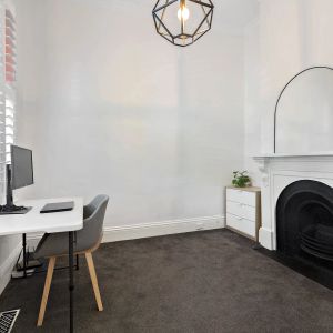 Renovated, light filled, lifestyle location - Photo 3