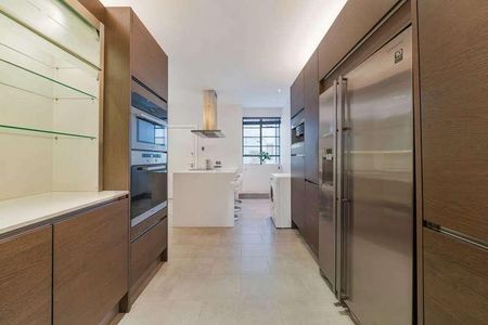 Princes Gate, Knightsbridge, SW7 - Photo 5