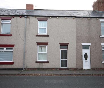 3 bedroom private hall to rent - Photo 1
