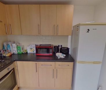 3 bedroom townhouse to rent - Photo 3