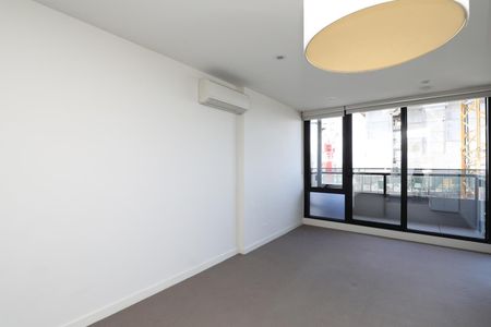 1809N/229 Toorak Road, South Yarra VIC 3141 - Photo 3