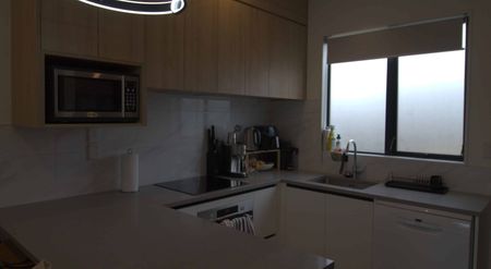 Clendon Park living! - Photo 4