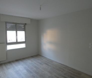 Location Appartement 2 pièces 50m² BEAUNE 21200 - Photo 2