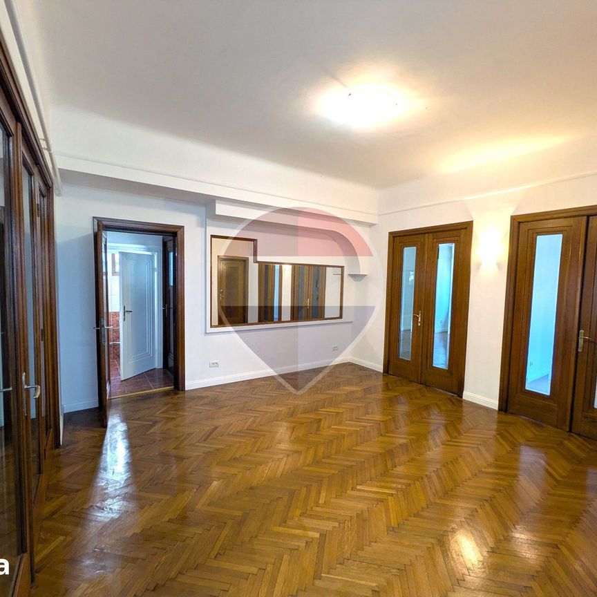 Apartament spatios cu terasa si curte, zona Aviatorilor - Photo 1