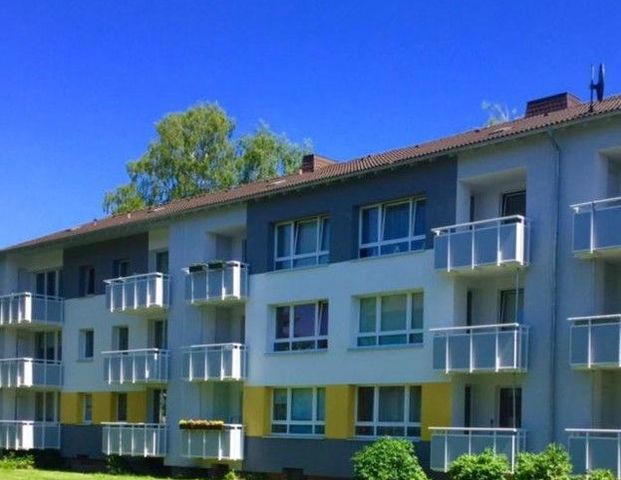 Großzügige 3-Zimmer Wohnung mit Balkon! - Photo 1