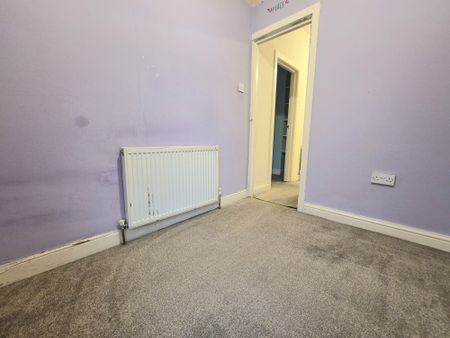 Florence Street, Halifax - Photo 3