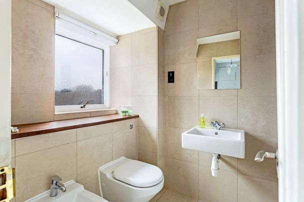 4 bedroom apartment to rent - Photo 1