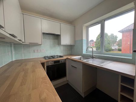 3 bedroom apartment to rent - Photo 4