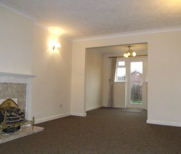 Barlavington Way,Midhurst 3 bedroom terraced house to rent - Photo 1