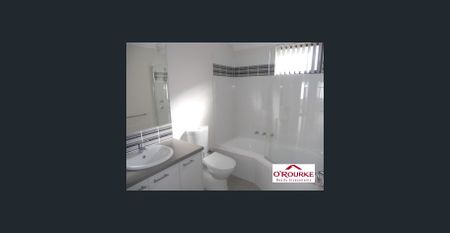 Spacious Villa - Photo 2