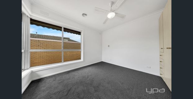 Stylish & Comfortable Family Living in Hoppers Crossing !! - Photo 1