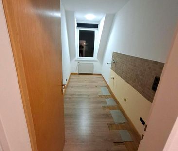 Helle 2 Zimmerwohnung, DG, 54 m², 400€ Kaltmiete + NK, Freiheitst - Photo 4