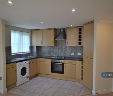 2 bedroom flat to rent - Photo 3