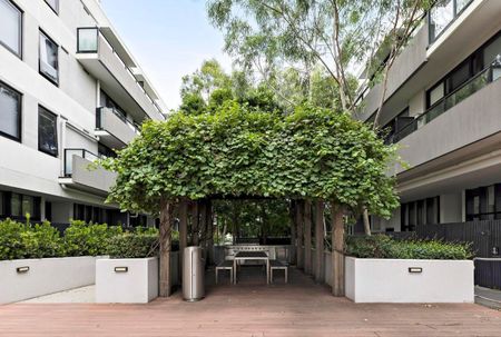 Stylish 1-Bedroom, 1-Bath Apartment with Car Space in the Ettaro Building, Brunswick East - Photo 5