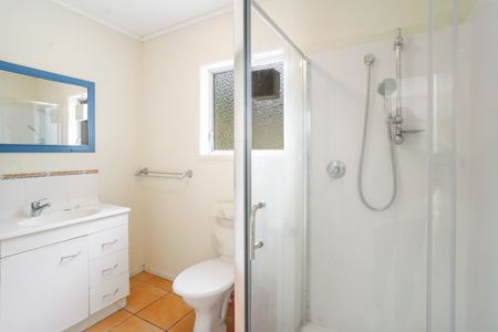 Spacious Townhouse with Bonus Rumpus Room & Multiple Outdoor Areas - Photo 5