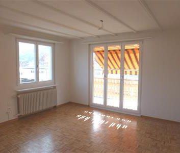 "helle moderne 4.5-Zimmer-Wohnung mit sonnigem Balkon an ruhiger Lage" - Photo 4