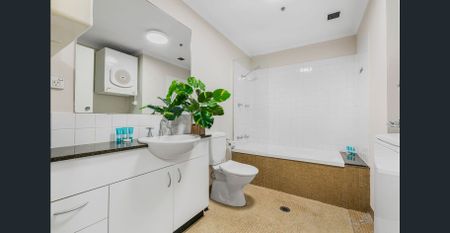 Bright and spacious Surry Hills - Photo 2