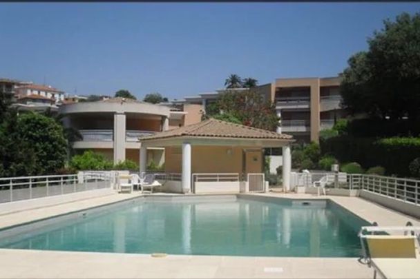 LOCATION MEUBLEE 2 PIECES CAP MARTIN - Photo 1