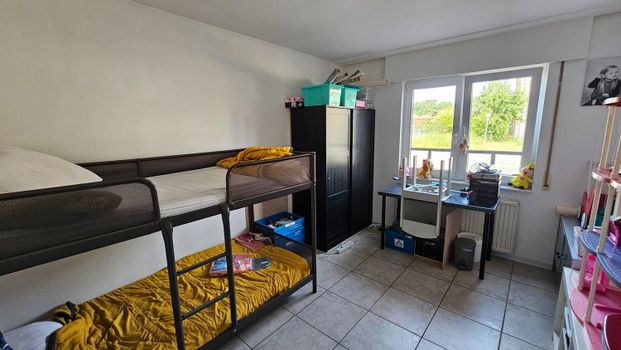 Gezellig en comfortabel appartement op het gelijkvloers in Maasmechelen. - Foto 1