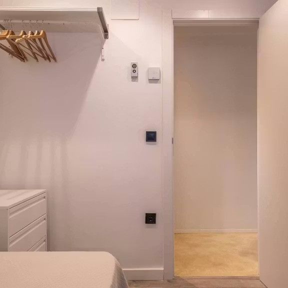 Carrer de la Pobla del Duc, Valencia, Valencian Community 46009 - Photo 1