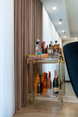 330 Richmond Street W #618 - Photo 4