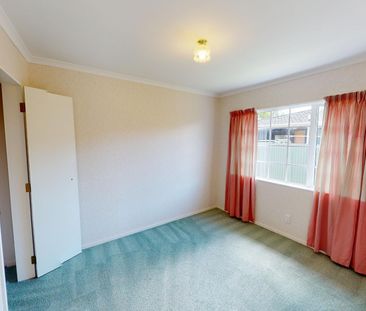 City Centre - 2 Bedrooms - Photo 4