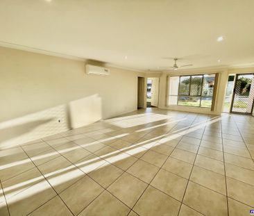 Lovely 4 Bedroom Family Home - Photo 6