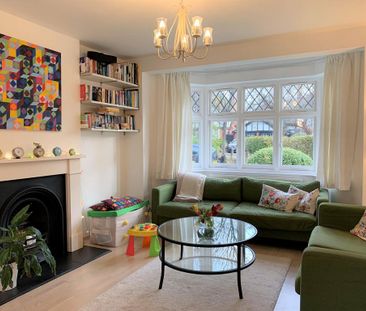 4 bedroom terraced house to rent - Photo 1