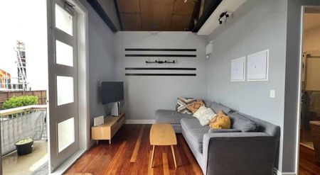 Fully Furnished Loft Apartment – Historic Devonport Waterfront - Photo 3