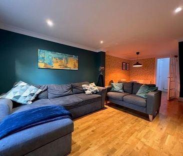 2 bedroom terraced house to rent - Photo 1