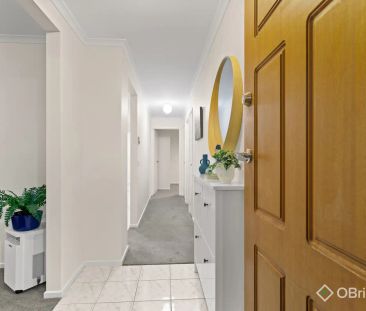 “The Perfect Family Home – Stroll to the Beach” - Photo 2