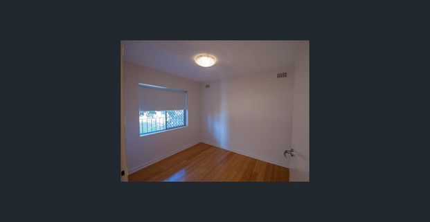 🏡 Cozy 2-Bedroom Apartment with Scenic Views in Scarborough! 🌳🌞 - Photo 1