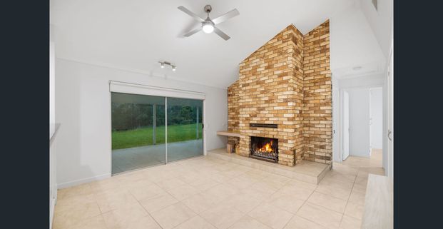 Spacious Acreage Living for Rent in Mount Crosby – Privacy, Lifestyle & Room to Move! - Photo 1