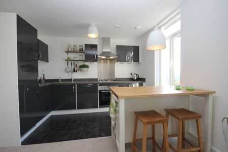 2 bedroom apartment to rent - Photo 4