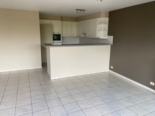 Instapklaar 2-slpk APPARTEMENT + GARAGE - Photo 1