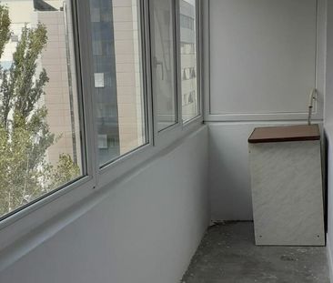 Gara de Nord, Bdul Garii de Nord, - Photo 2