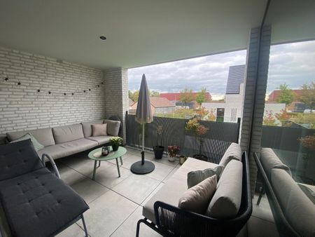 Ruim appartement met overdekt terras in Beverst (Bilzen) - Photo 3