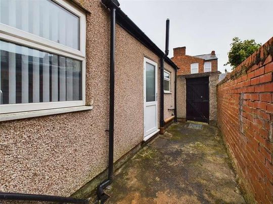 Greenwood Lane, Wallasey, CH44 - Photo 1